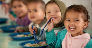 Guia alimentar para crianças brasileiras menores de 2 anos