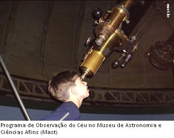 Programa de Observação do Céu no Mast Foto Mast