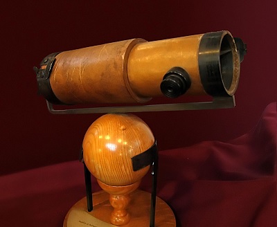 tec replica telescopio isaacnewton